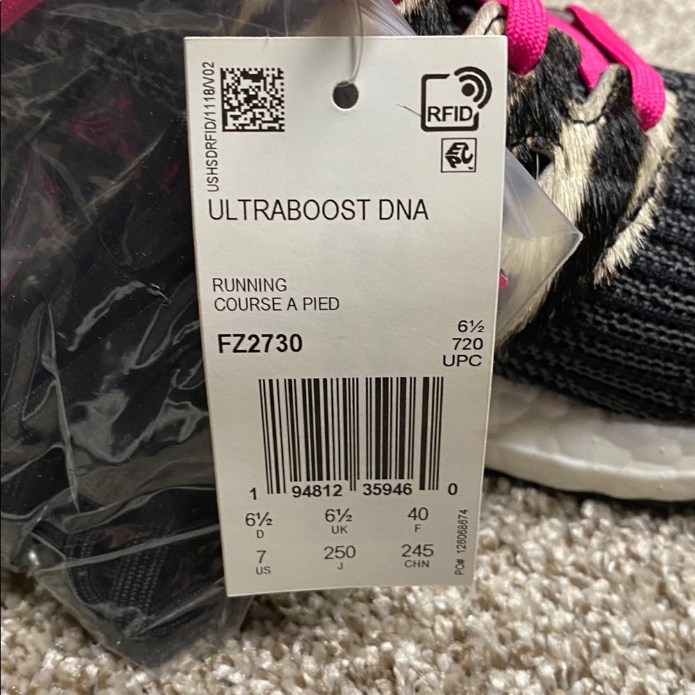 Adidas Women's ultraboost dna size 7 new - Picture 5 of 17